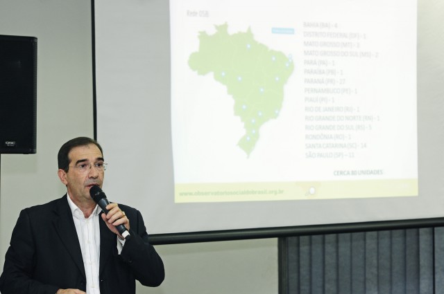 presidente do Observatório Social de Foz do Iguaçu, padre Giuliano Inzis