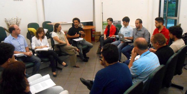 O grupo de trabalho que está elaborando o Plano Municipal Mata Atlântica se reuniu no dia 12 no Bosque Guarani.