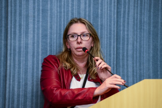 Dahlen: "e reunir os representantes das instituições de ensino superior da cidade para apresentarmos as propostas da educação”, afirmou a educadora.